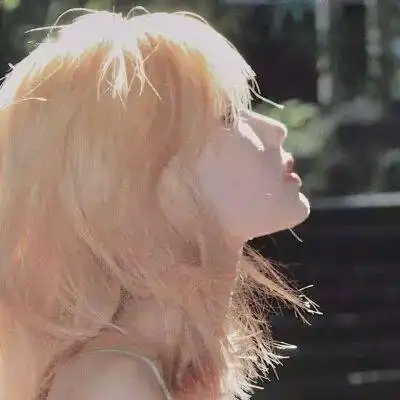 唯美仙气女生头像8.18