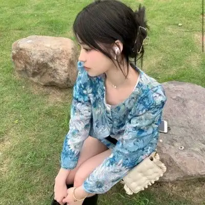 ins部位女生头像