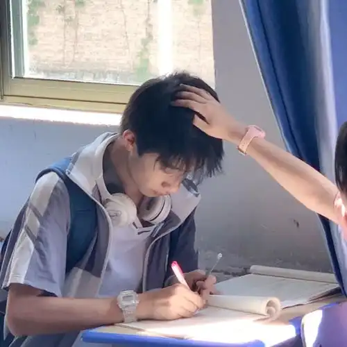 和喜欢的男生在一起,有三件事情要告诉他,女生别害羞
