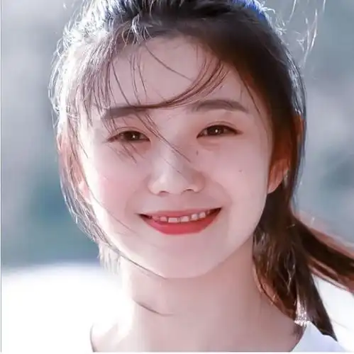 15岁黄多多演话剧,双马尾清纯颜值高,笑起来好像刘浩存