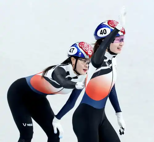 北京冬奥会短道速滑女子1500米决赛韩国选手崔敏静夺冠
