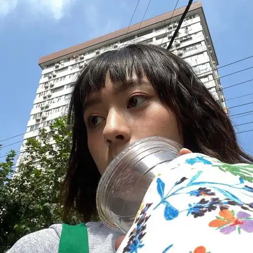 女生头像喜欢简单纯粹
