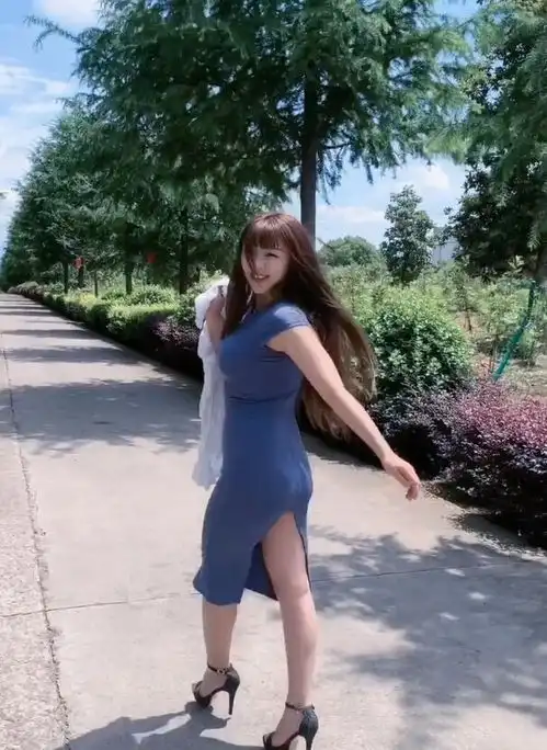 气质美女背影头像图片日