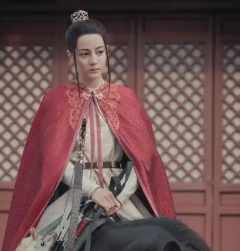 迪丽热巴翻车告诉我们如果你不是倾国倾城,就别硬凹古装女神