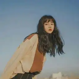 最伤感扎心的头像女生人
