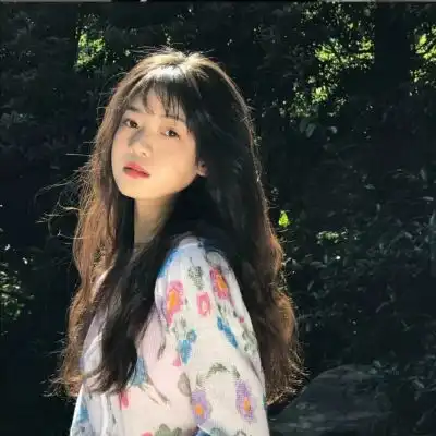 那束光照在我身上我的心也跟着亮女生头像我要个性网