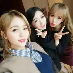 蒋劲夫的女朋友火箭少女解散李易峰近况邓伦资源熊梓淇