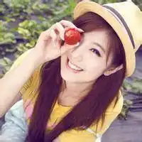 女生大笑阳光头像微信头像图片大全