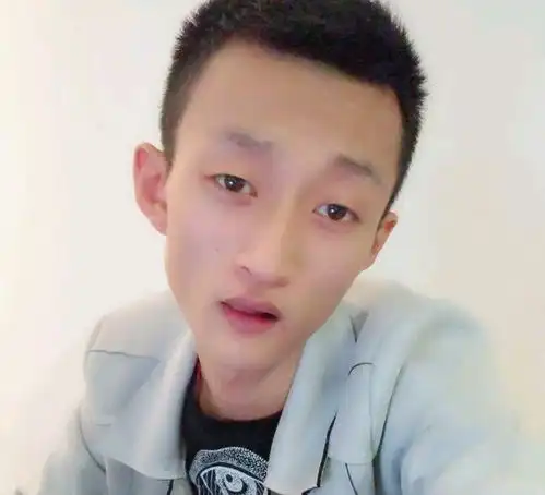 网友拍到祁天道就餐画面实锤出狱传闻,但接连踩雷祁天道回归无望