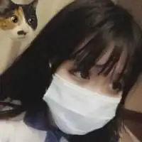 女生真人头像戴口罩学生