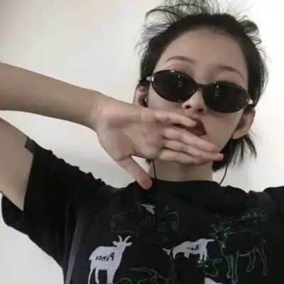 qq头像酷女生冷酷