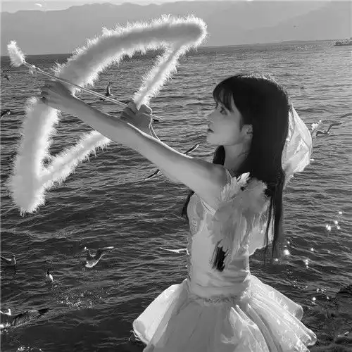 氛围感手绘女生头像