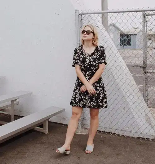 短上衣阔腿裤,拯救了多少微胖女生