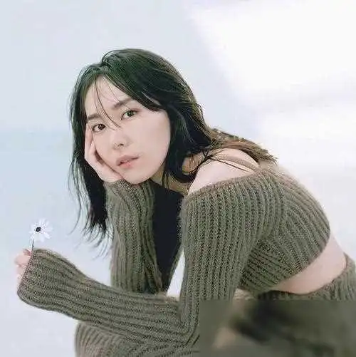 日本极品人间尤物极具魅力风韵犹存熟女,尽管35岁依旧奋斗前