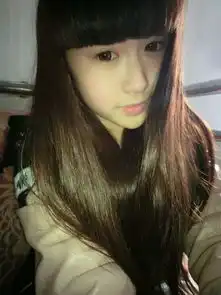 谁有1617岁女生的自拍照,同一个人真实一点的,25张左右就行,不要网图,发给我邮箱2716522034qq.com