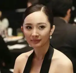 女星没了刘海变啥样杨幂毁形象,唐嫣很雷人,她却美得一塌糊涂