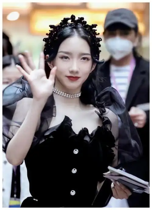 暗黑风的女生头像图片孟