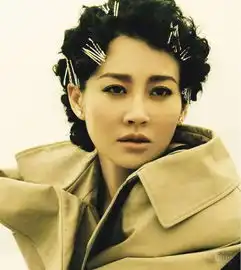 成熟性感女人味十足,有一种女人叫北京大妞许晴