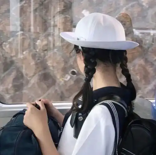 头像女生元气日少女