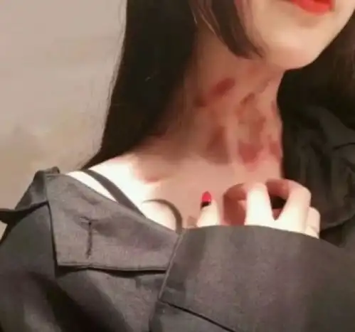 啵啵时最丢人的3件事,打嗝放屁不算啥,最后一个脸瞬间红了