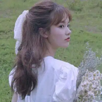 唯美仙气女生头像8.18