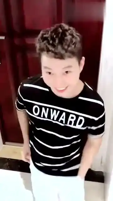 还有这种操作,美女真会玩,求小伙的心里阴影