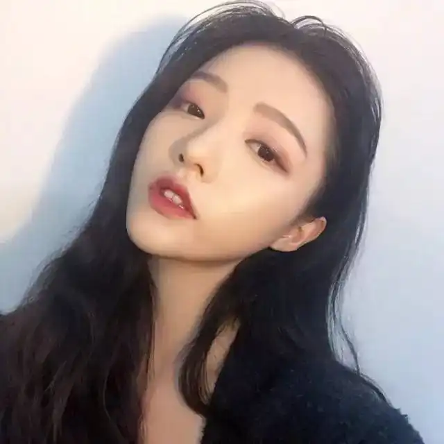 他只字未提我爱你你却句句都是我愿意