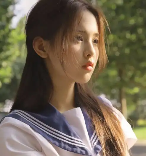 当女明星穿上jk制服,杨超越变身日系美女,周冬雨最有亲切感