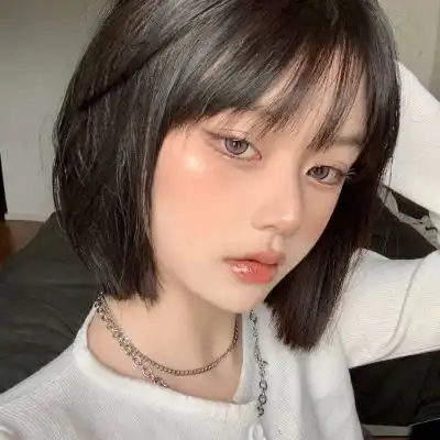 女生纯欲头像女子