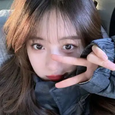 干净淡雅气质女生头像