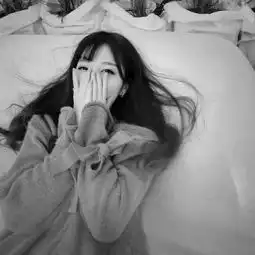黑白色系酷女头悲喜自渡他人qq女生头像我要个性网