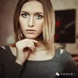 俄罗斯小伙女装扮相美爆了,他却坚称自己是个纯爷们
