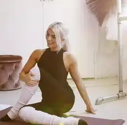 超模有多拼刘雯曾求编辑借她办公室睡1小时