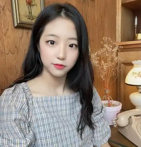 女大十八变韩国乒坛美女少申裕斌晒自拍美照,与小时候判若两人