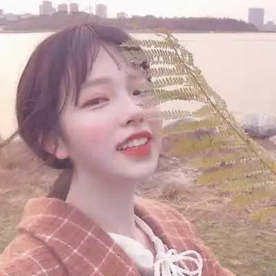 200快左右送女生的实用礼物,女朋友生日贴心礼物