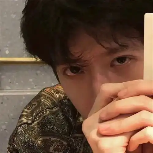 2020最潮最火女生头像自