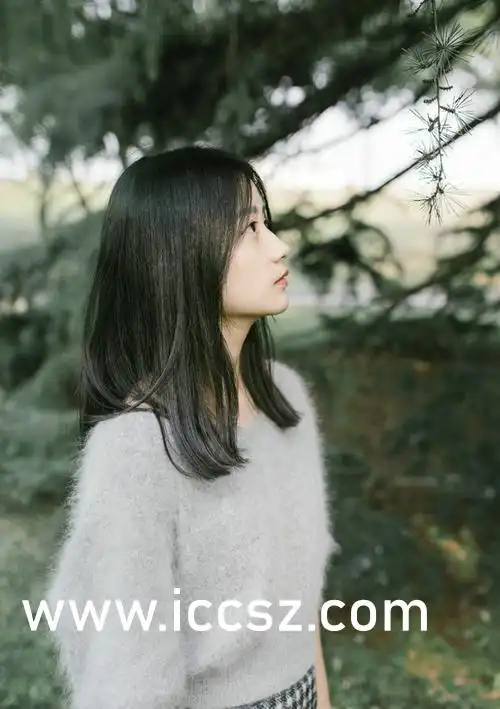 开家jk制服体验店,既赚钱,还养眼