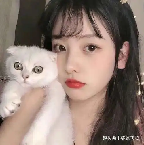 女人对你动了真情,会有的四个表现藏不住