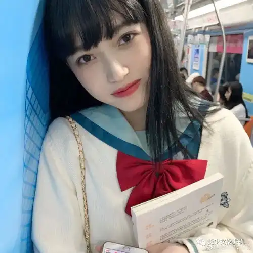 毁人不倦彭王者家的衣服吓跑高级厌世脸,又来祸害girlcrush女孩