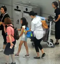 那英开工带女儿家庭事业两不误