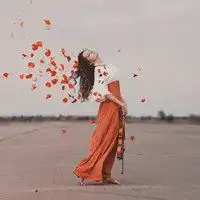 我只是还放不下你的承诺