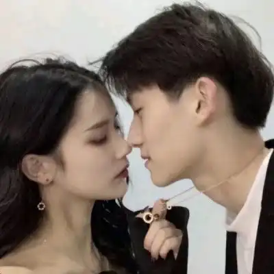 网恋情侣都是怎么认识的打游戏只排第二,你属于哪种