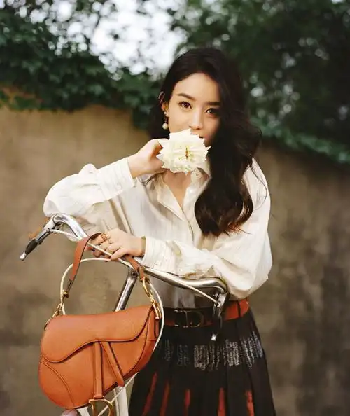 95后00后被丑东西拿捏住了是怎么回事