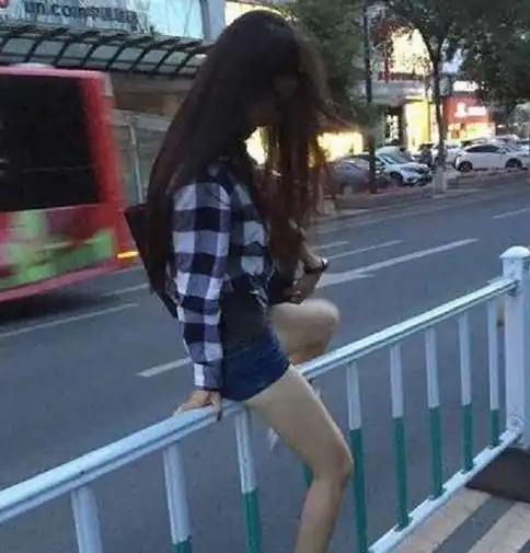搞笑gif60天的健身成果,就问你们羡慕不妹子