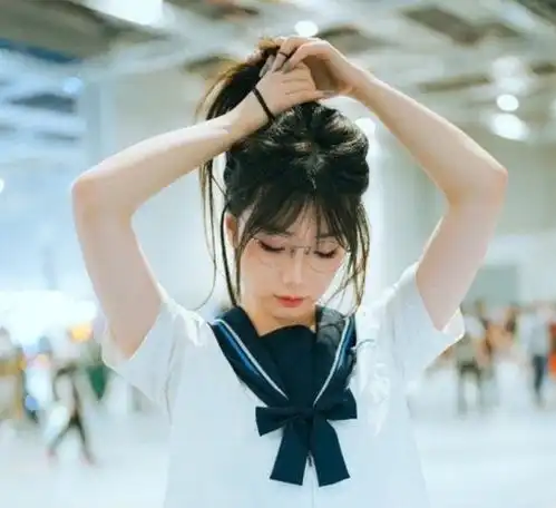 漫展jk少女洗白无望,未成年举报者真容曝光,连续道歉依旧没用