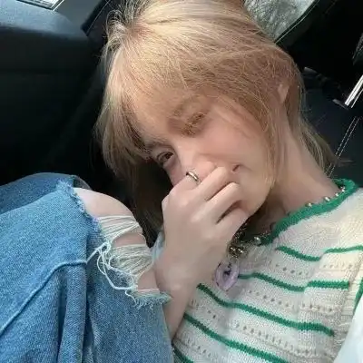 高清女生头像可爱真人qq微信女头,可爱是什么呢是满嘴谎话吗