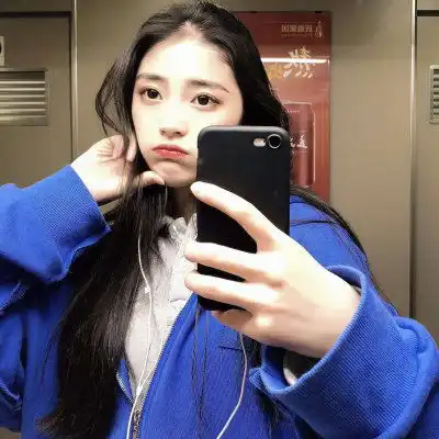 不像网图的女生真人头像