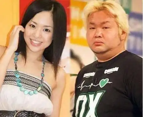 圈中美女与野兽的现实版,事实证明美女就该配型男,否则真会出事