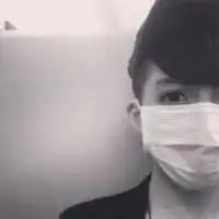 戴口罩帅气动漫男生头像黑白头像男生