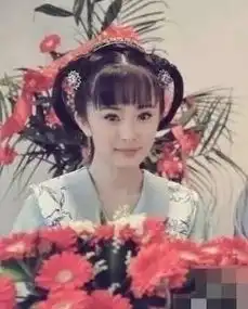 杨幂古装旧照曝光水嫩嫩今昔对比有明显不同